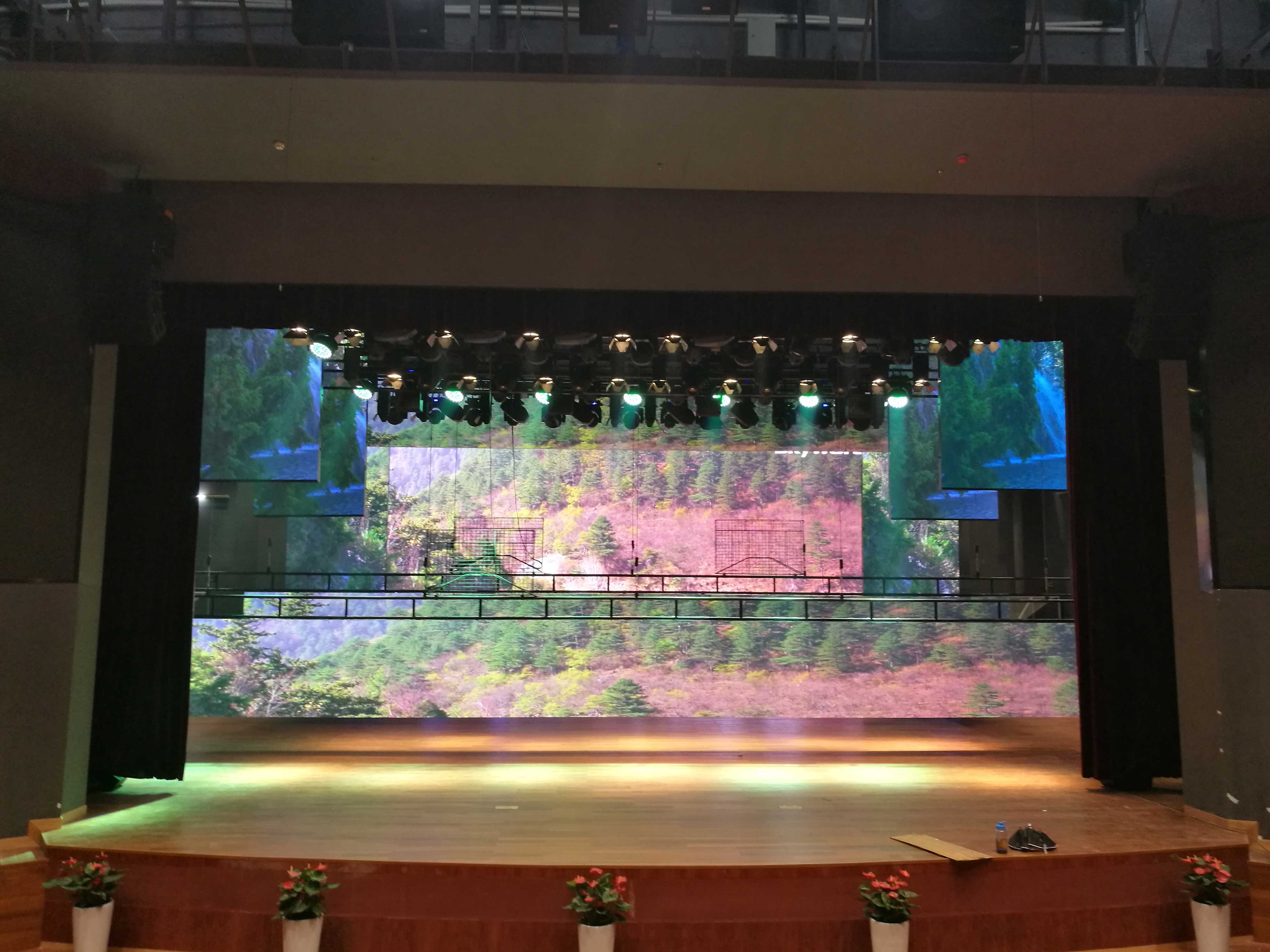室內LED<a href=http://www.quoochain.com/zulinping/ target=_blank class=infotextkey>租賃屏</a>案例