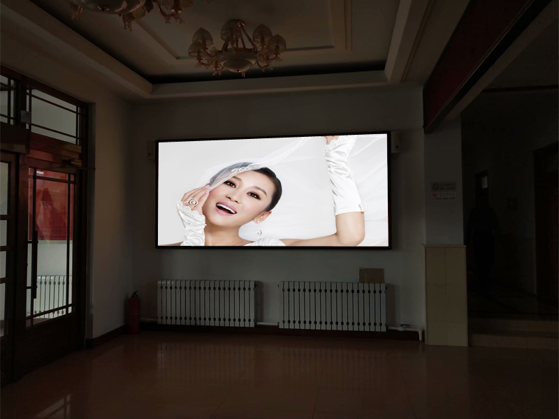 室內<a href=http://www.quoochain.com target=_blank class=infotextkey>led顯示屏</a>價格