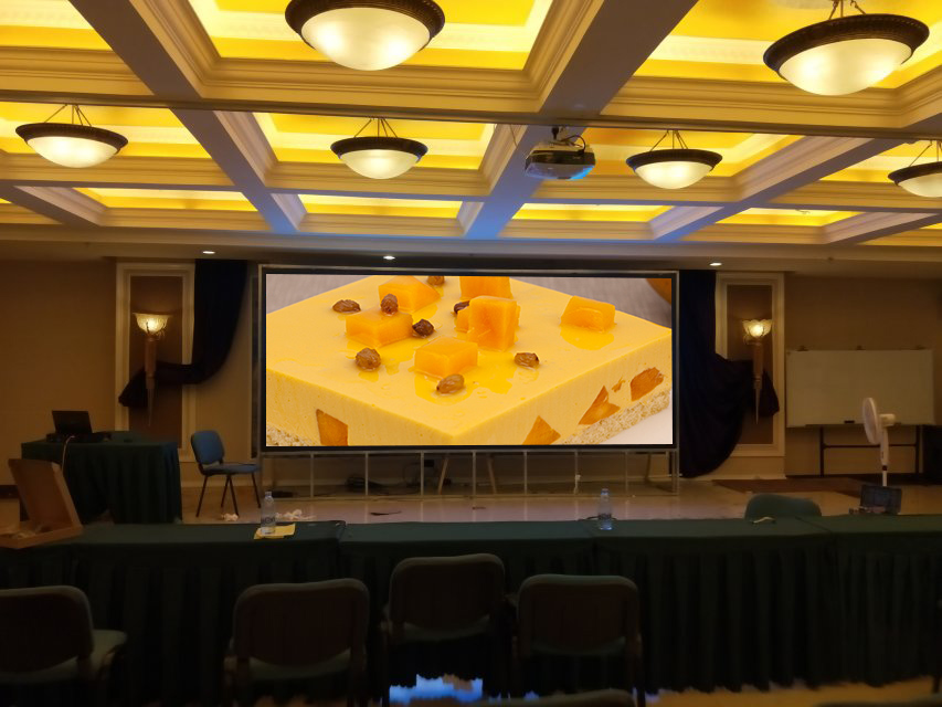 酒店室內LED<a href=http://www.quoochain.com/quancai/ target=_blank class=infotextkey>全彩顯示屏</a>