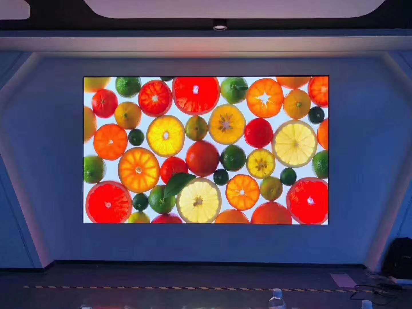 室內<a href=http://www.quoochain.com target=_blank class=infotextkey>led屏</a>怎么選