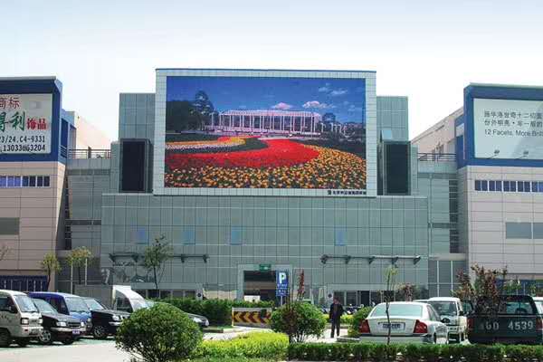 <a href=http://www.quoochain.com target=_blank class=infotextkey>led電子屏</a>靜電危害